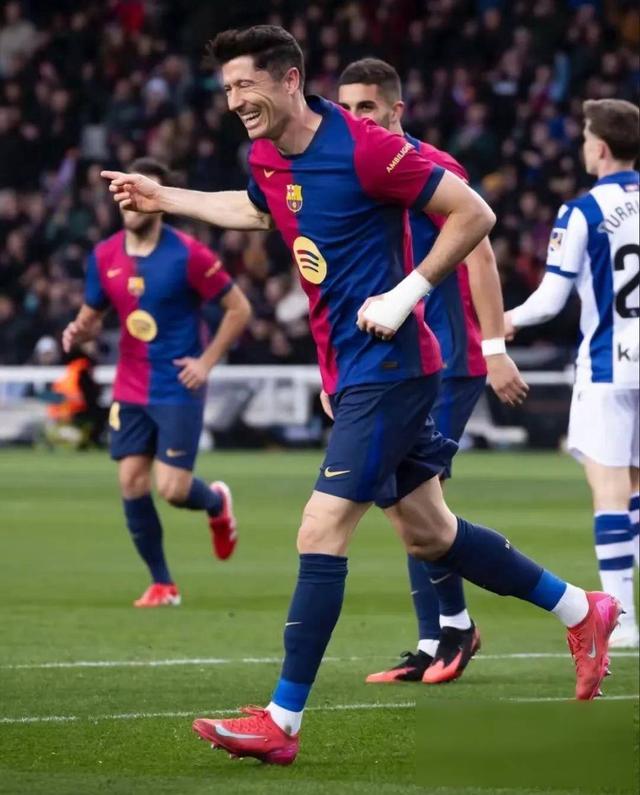 包含转折点！金州勇士强势反弹；西甲今晚攻防权衡；压力陡增；数据趋势出现新变化的词条